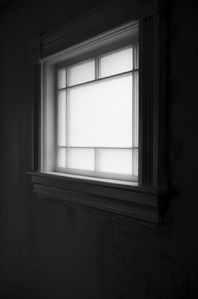 Window Light L1003168-1