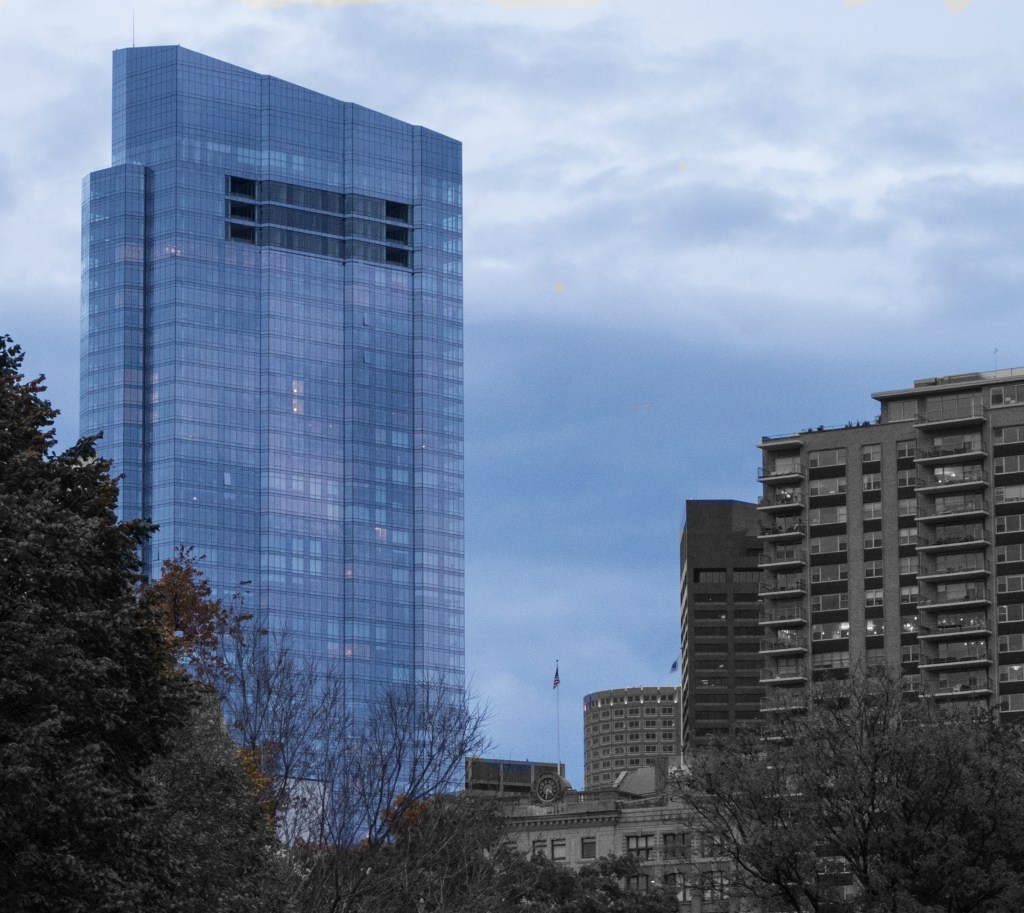 blue-building-3-l1003486-1
